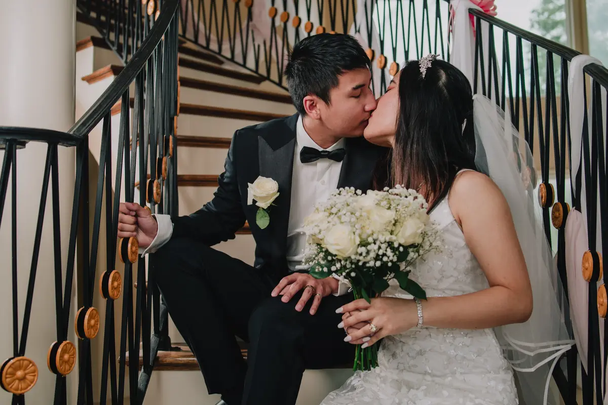 Amy & Brandon — photo 1